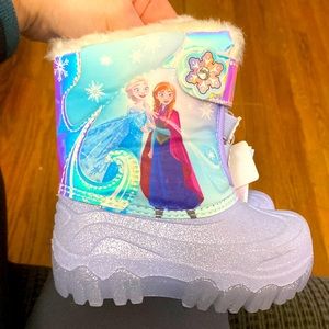 Frozen toddler light up winter boots size 7